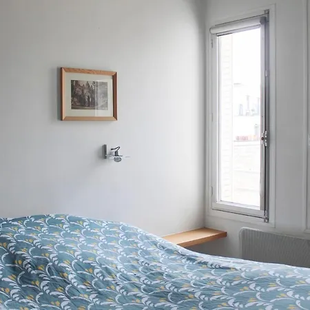 Appartamento Bright Cocoon With View Of The Eiffel Tower